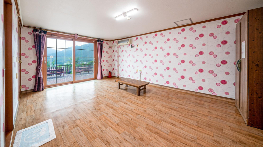 4, geoje mangyang pension, Geoje
