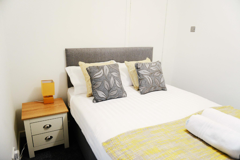Bedroom 2, Bridle Lodge Apartments, Blackpool