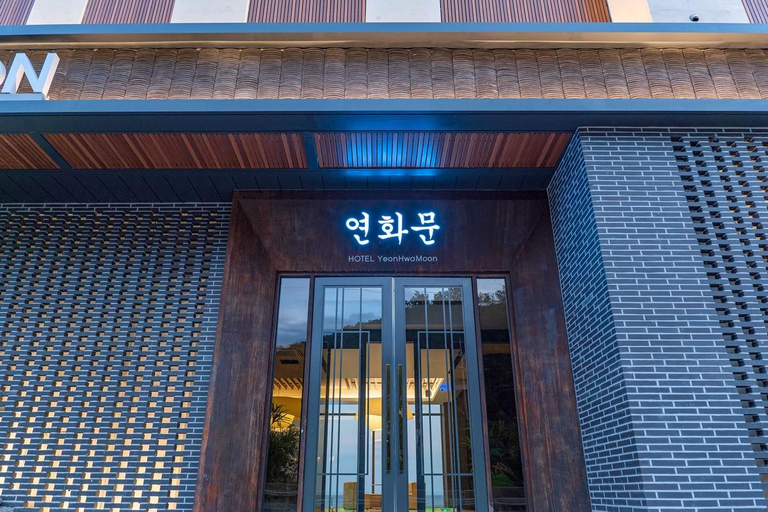 Exterior & Views 2, Yeonhwamoon Hotel Yeongdeok, Yeongdeok
