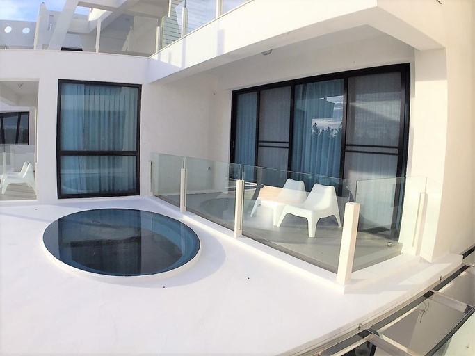 Sport & Beauty 2, Sun Palm, Penghu