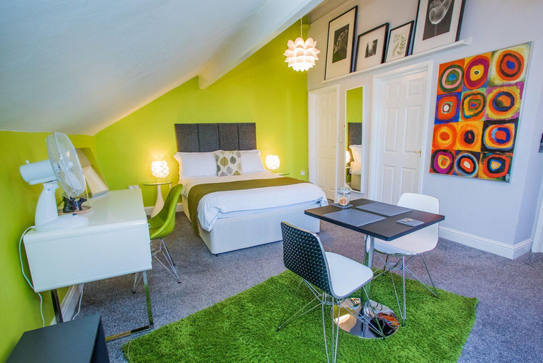 Bedroom 2, James’ Place @ Dowlais, Merthyr Tydfil