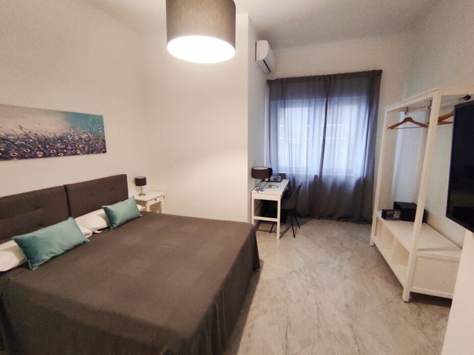 Bedroom 3, Port View House, Napoli