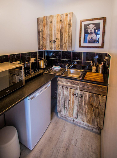 Others 5, James’ Place @ Dowlais, Merthyr Tydfil