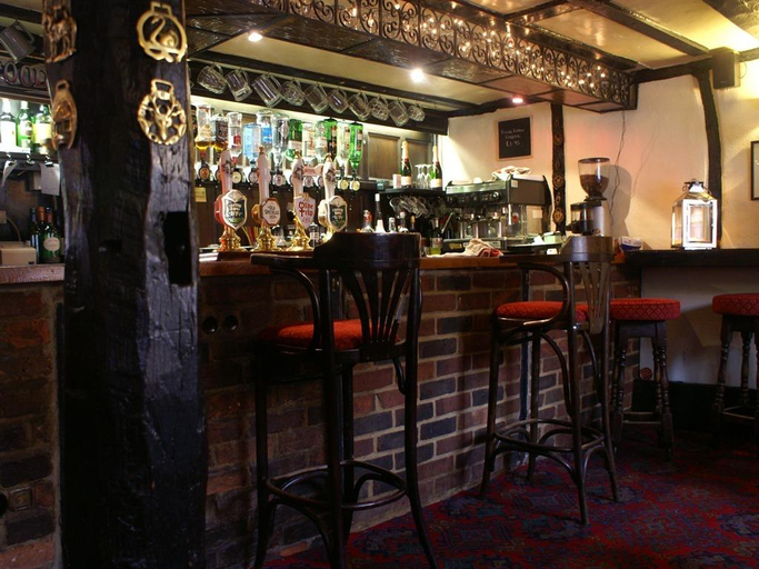 Food & Drinks 3, The Saracens Head, Buckinghamshire