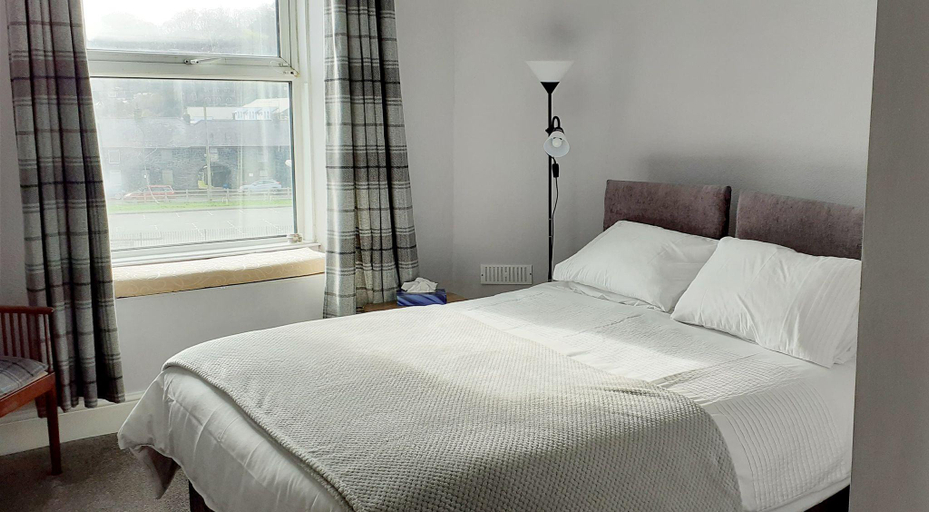 Others 5, Queens Rooms, Gwynedd