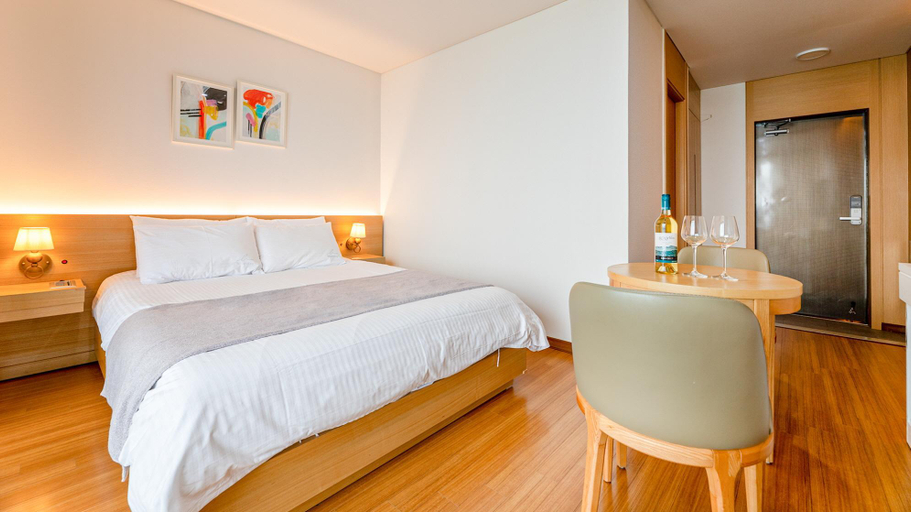 Others 5, Gangneung Bluestay, Gangneung