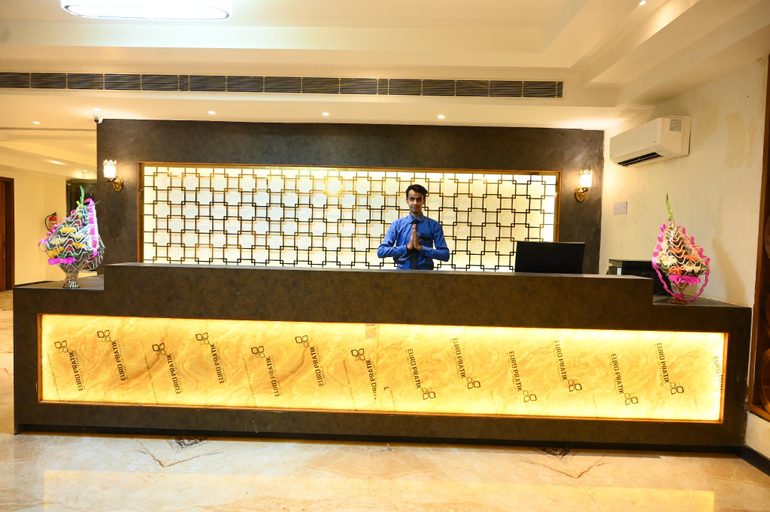Public Area, Neel Clarks Inn Express Agra, Agra