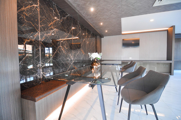 Food & Drinks 4, The S Block Condotel, Muang Khon Kaen