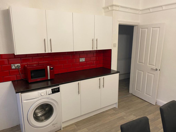 Others 3, St Pauls Rd - Townhouse Accommodation, Bradford