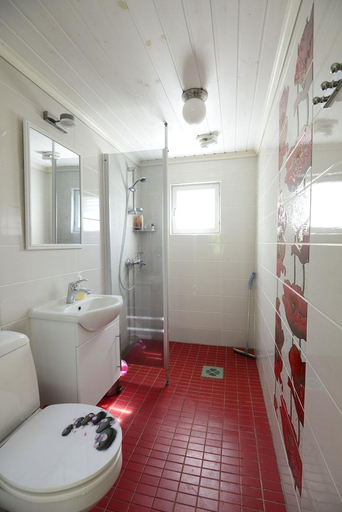 Bathroom, Pikku Torppa Cottage, Kymenlaakso