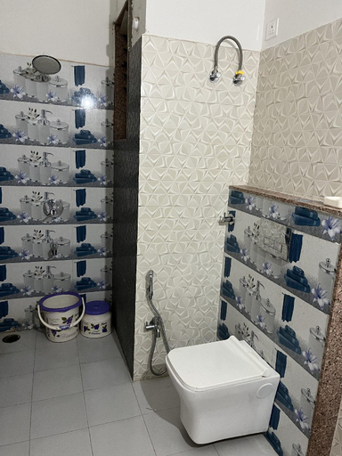 Bathroom 2, Shree Krishna Hotel & Restaurant, Jodhpur