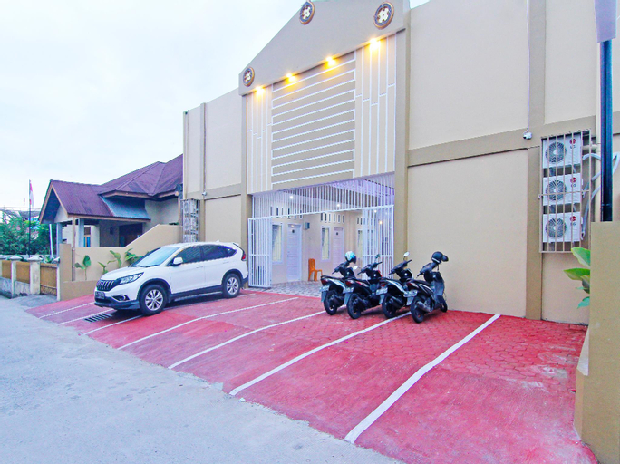 OYO 90978 Khalifi Guesthouse Syariah, Padang