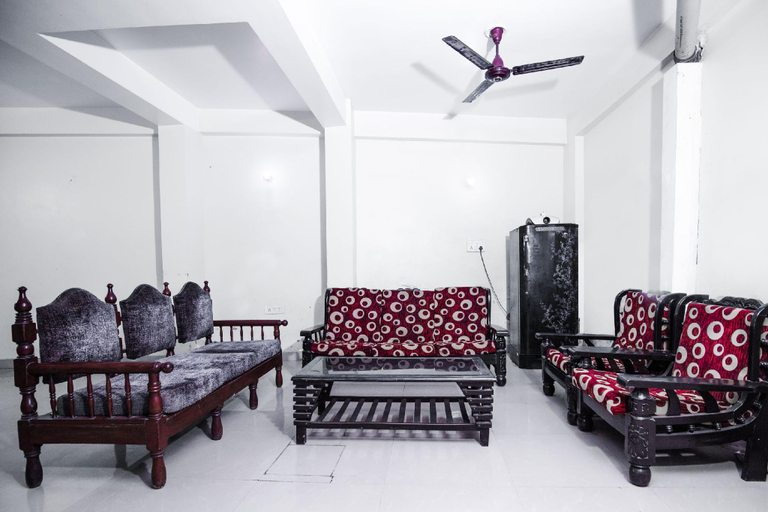 Public Area 1, Hotel Royale Avenue, Delhi