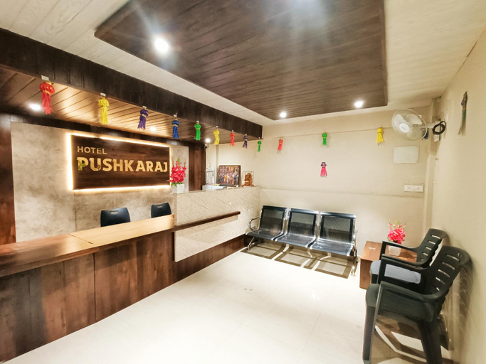 Others 5, Hotel Pushkaraj, Satara