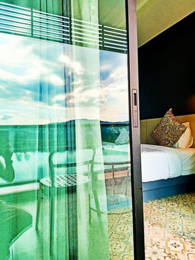 Bedroom 16