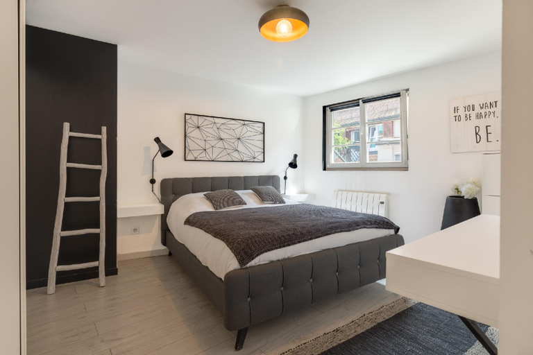 Bedroom 2, Les Appartements de la Pléiade, Bas-Rhin