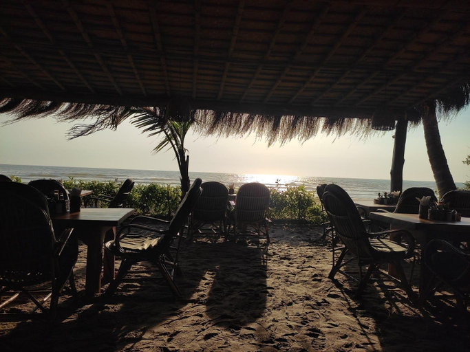 Food & Drinks 1, Babu Beach Resort, North Goa