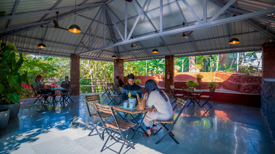 Food & Drinks 4, SpicyMango Saveda Farm & Cottages, Raigarh