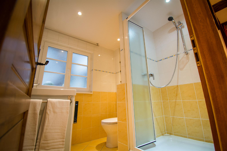 Bathroom 3, Gîte **** des Bains, Bas-Rhin