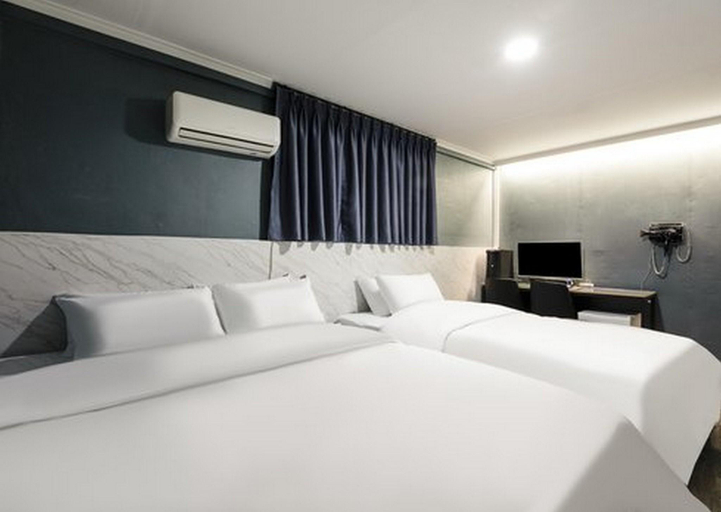 Bedroom 3, Stage 79, Yangju