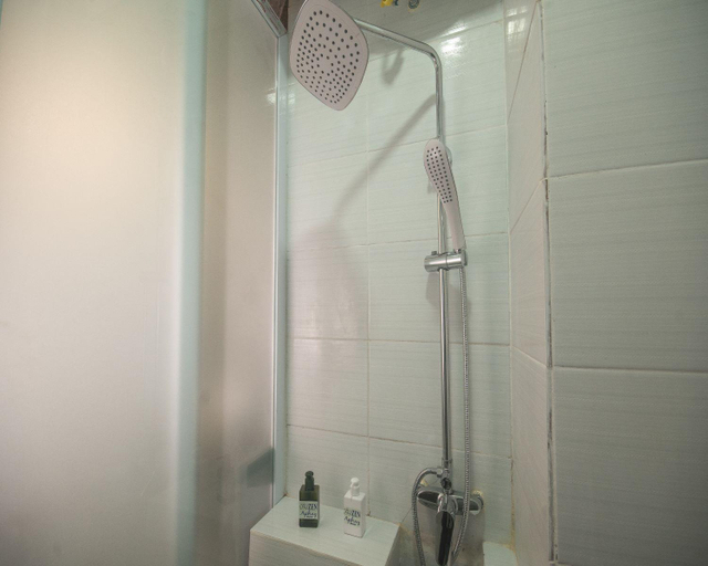 Bathroom, Maison Zen Aphay, Luang Prabang