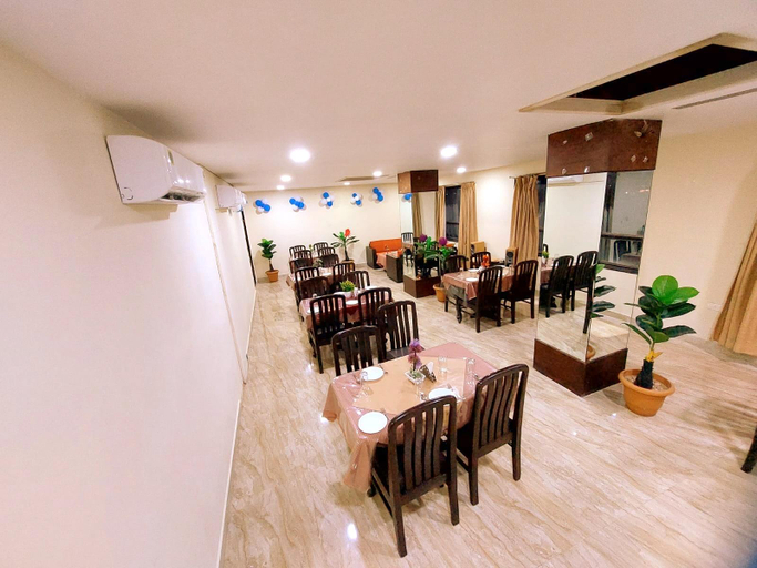 Food & Drinks 3, Vatsa International, Durg