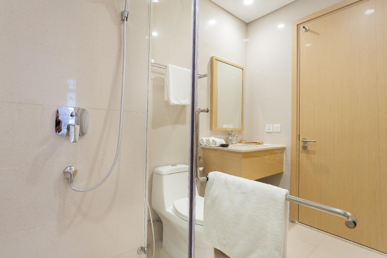 Bathroom 3, IDCWH 2Bedrooms Apt - Oceans Villa B302, Da Nang