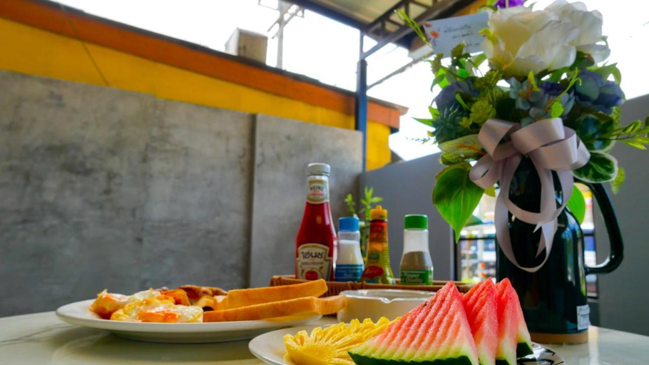 Food & Drinks 5, Khaolak Benzotel, Takua Pa