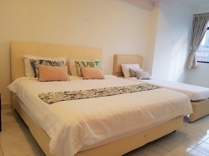 Bedroom 2, *Great* Location BUKIT BINTANG 2 Bedroom Apartment, Kuala Lumpur