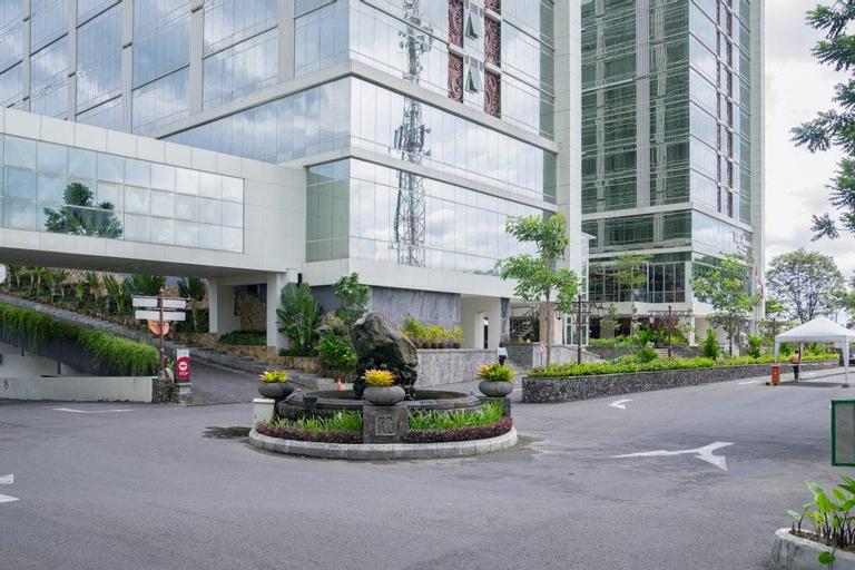 Exterior & Views 1, Spacious Premium Apartment With Balcony  In Jogja, Sleman