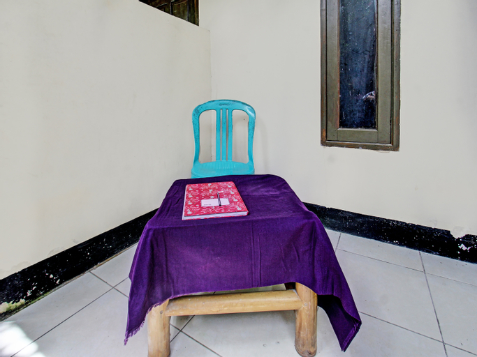 Bedroom 4, SPOT ON 92149 Ashooy Homestay, Lombok