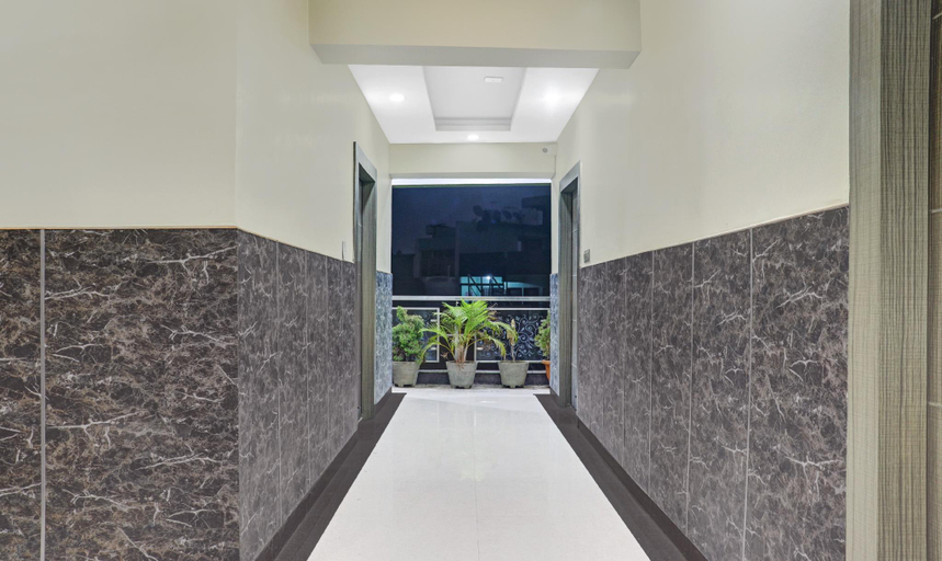 Public Area 3, Itsy Hotels Cradle Regency, Ranchi