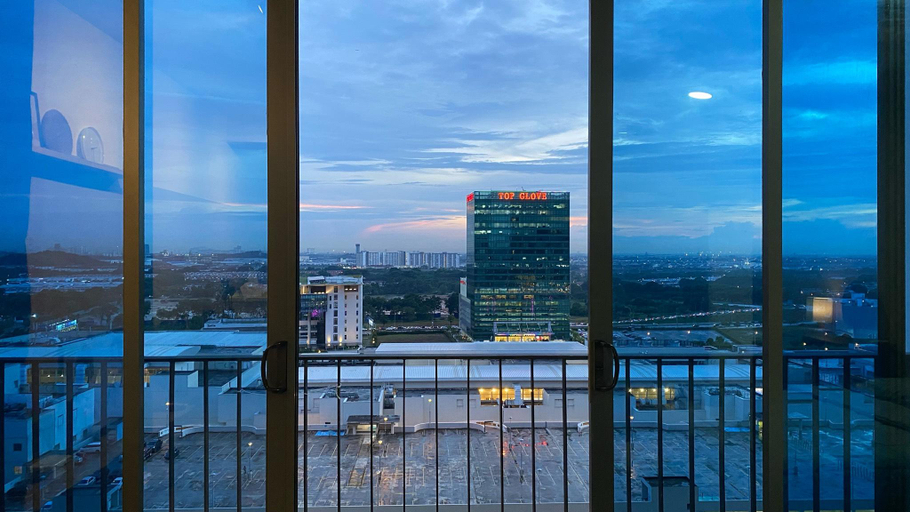 Others 5, Shah Alam- Trefoil Studio Comfy 1 (Netflix), Shah Alam
