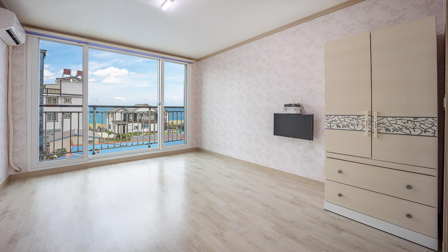 Bathroom, taean happyzonepension, Taean