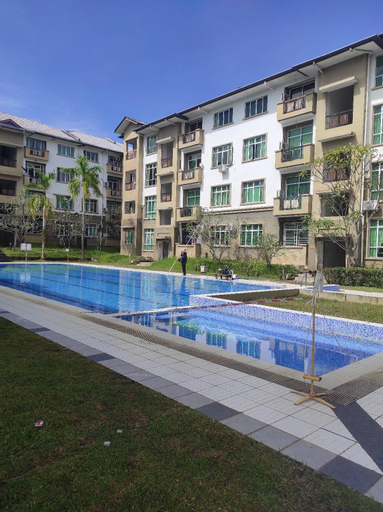 Sport & Beauty, Anna Warm Apartment, Kuching