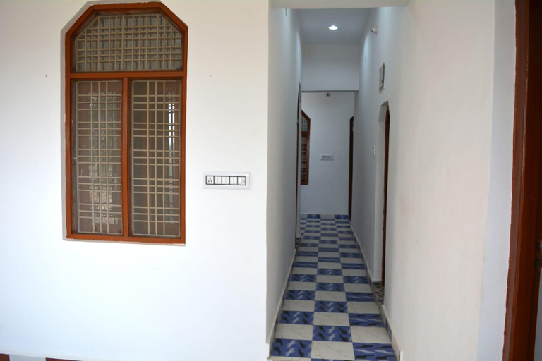 Others 5, Rani Homestay, Chhatarpur