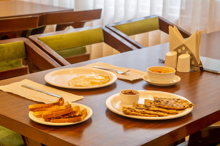 Food & Drinks 2, North Deodar Avenue, Manali, Kullu