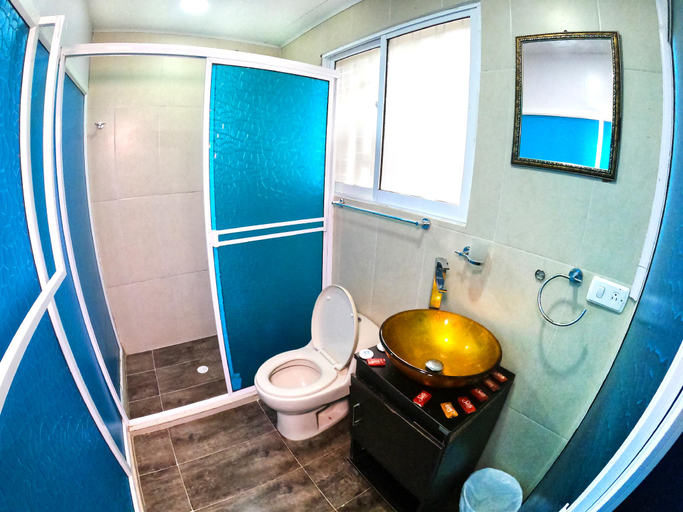 Bathroom 2, Viaja con ganas Colibri, San Andrés