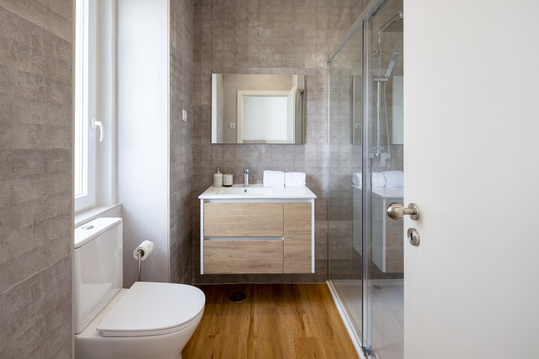 Bathroom 3, Casa do Desassossego, Monção