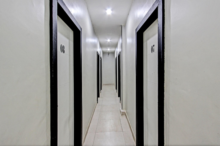 Others 4, OYO 91819 Larich Guest House, Batang
