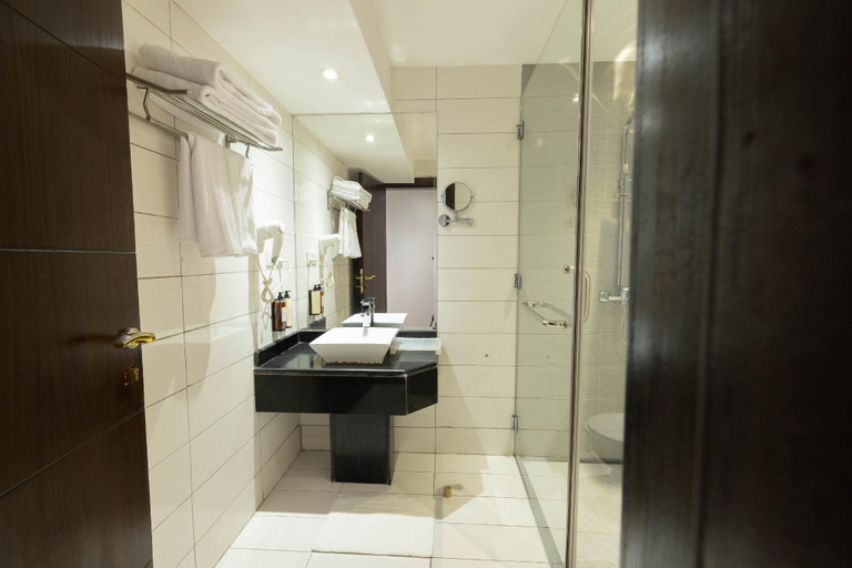 Bathroom 5, MIRA BUSINESS HOTEL, Riyadh