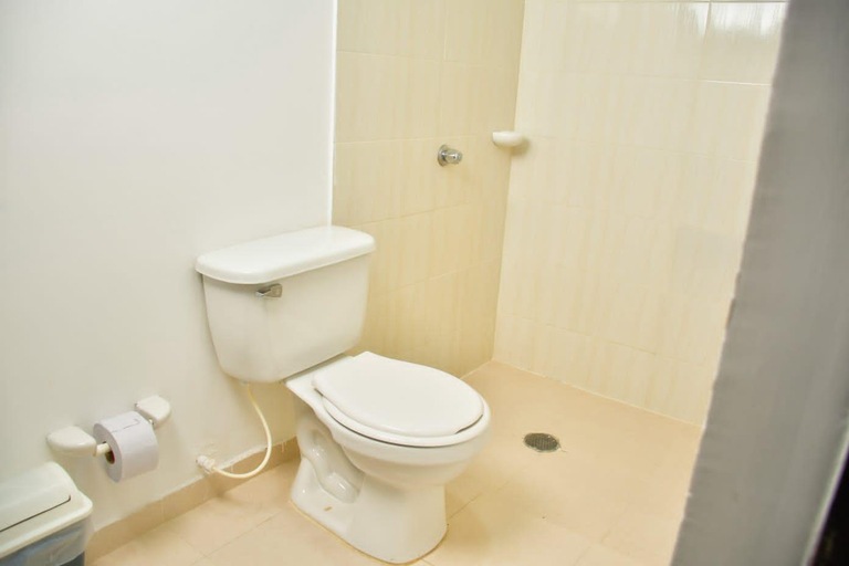 Bathroom 4, Hotel Daniel’s , Barrancas