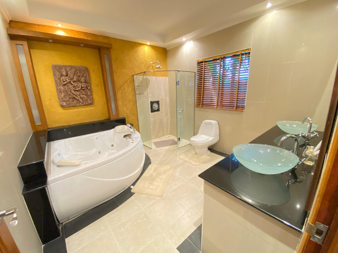 Bathroom 2, Sunny1 villa, Pattaya