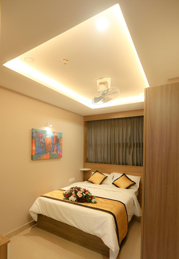 Others 4, Hotel Emirates, Kasaragod