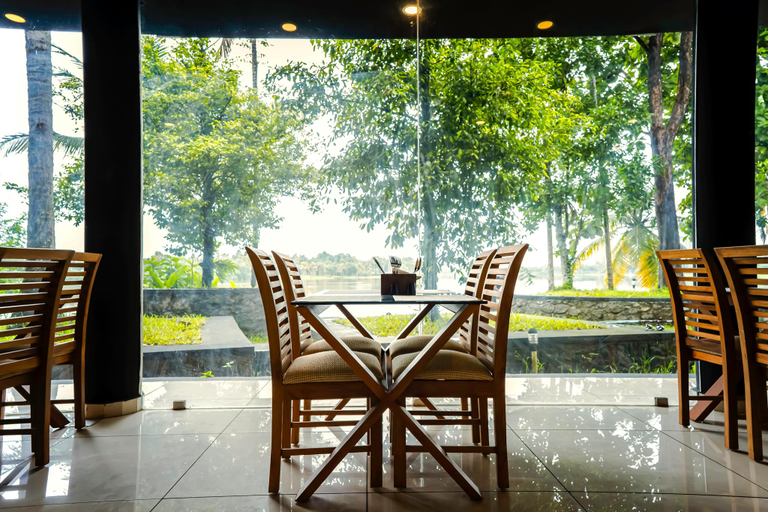 Food & Drinks, S RIVER RESORTS, Ernakulam
