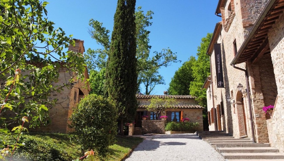 Others 4, Borgo il Poeta, Perugia