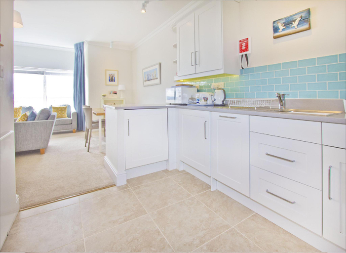 Others 4, Beautiful Aberdovey Seafront Apartment 2, Gwynedd