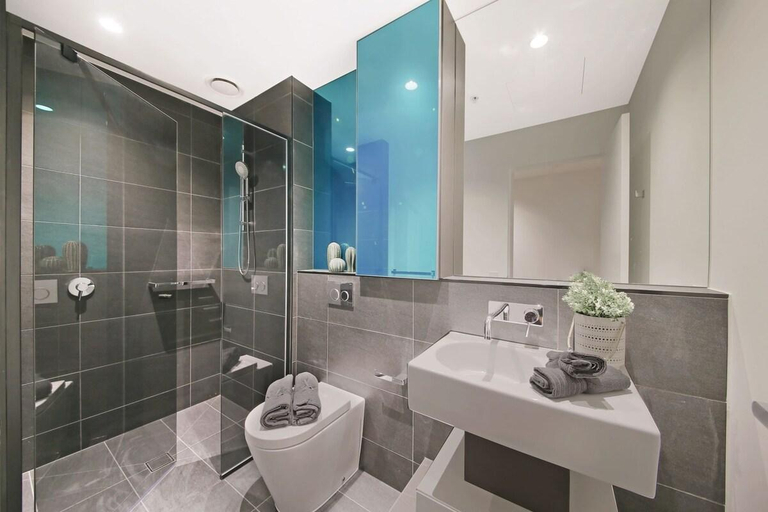 Bathroom 3, A Lux & Modern Apt Next to Southern Cross Station, Melbourne