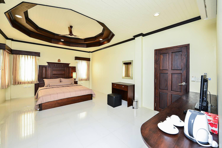 Bedroom 2, Unique&Nice 7BD pool villa in heart Nanai Patong, Pulau Phuket