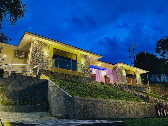 Exterior & Views 5, Husnain Resort, Hazara